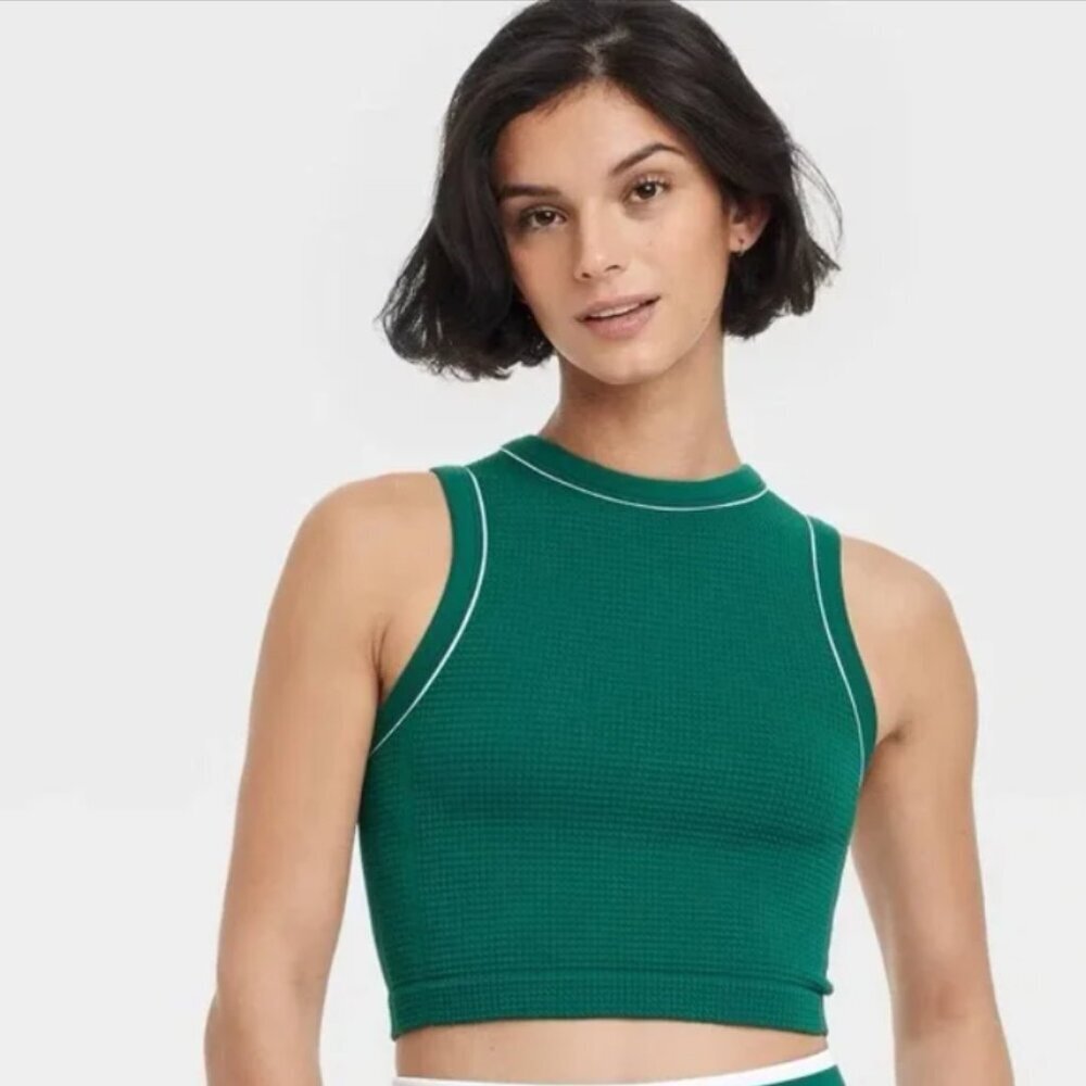 All in Motion Seamless Piped Muscle Tank Top Green